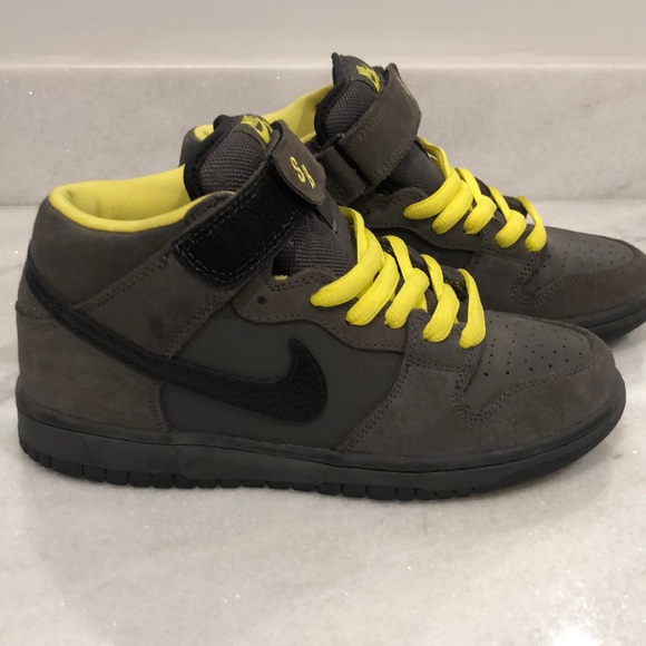 batman nike dunks